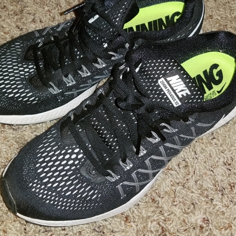 Shoes! - Picture 3 of 3